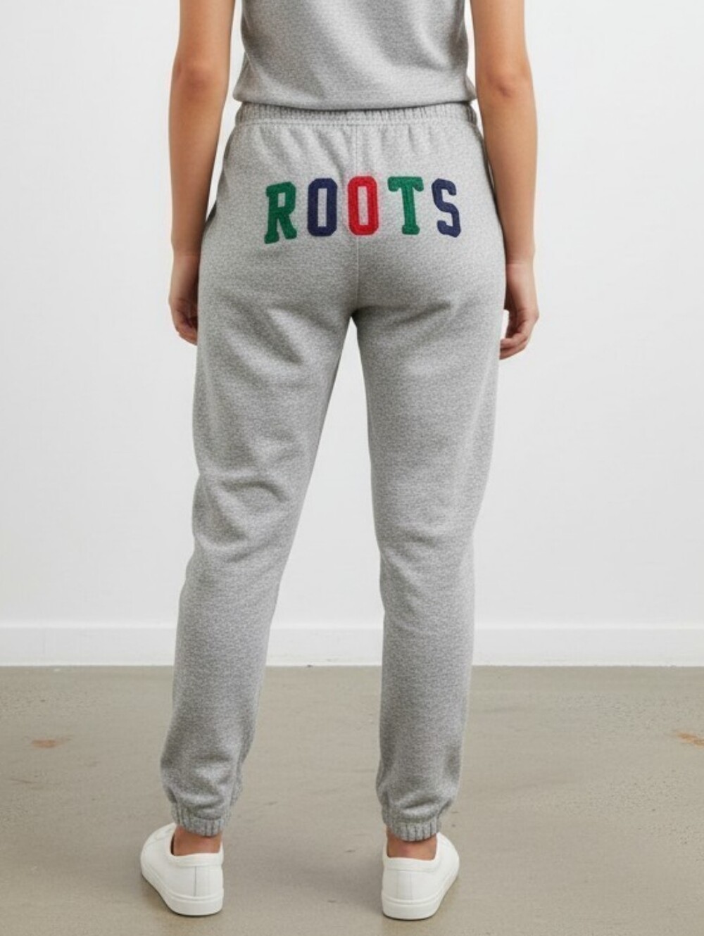 Roots Marled Gray Sweat Joggers with Multicolor Lettering XS
